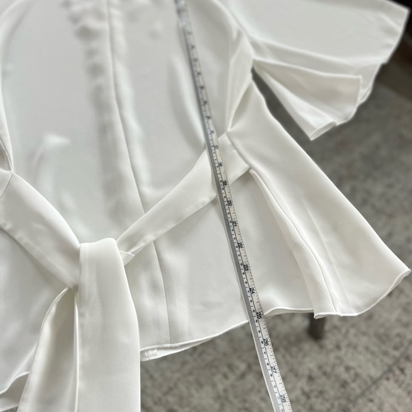 Aritzia Babaton Britannic White new Summer Vacation Formal Casual Blouse Size L - Picture 14 of 14